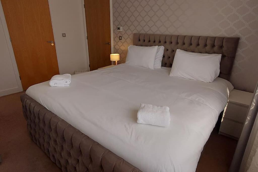 Modern Home Near Etihad, Coop Live Manchester Ngoại thất bức ảnh
